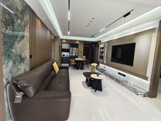 (菏澤)瑞海·國(guó)府大院3室2衛(wèi)精裝修老證89萬(wàn)115m2出售